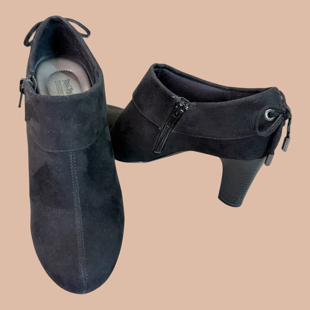 Coach and Four Womens 8 Black Block Heel Ankle Bootie Cuffed Size Zip Faux Suede